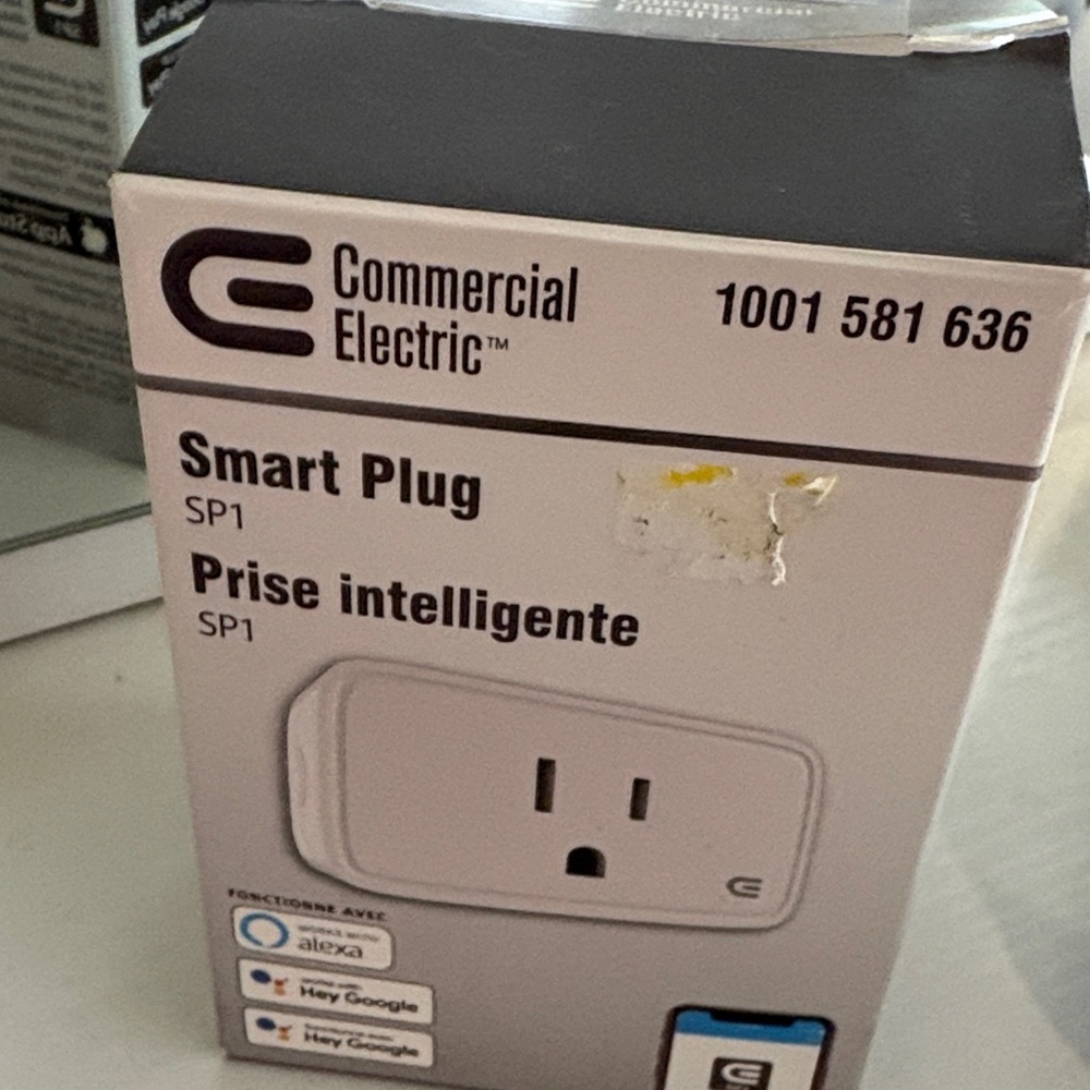 White Smart Plug SP1 - Wi‑Fi Enabled